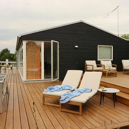 別荘 Family With Panoramic View Of Aarhus Bay Knebel